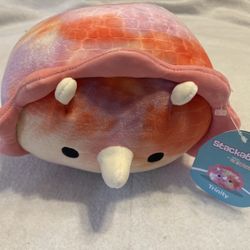 Stackable Squishmallows, Trinity Triceratops