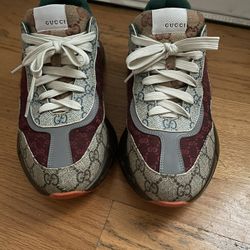 Gucci Shoes Size 8 5 
