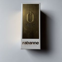 Colognes And Perfumes 