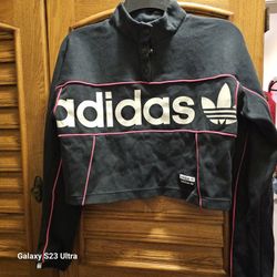$10  Reduced!  Clearance!     ADIDAS CROP TOP  SIZE XS