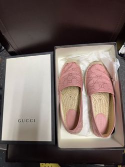 Authentic Gucci Pink GG Espadrille Flats. Size 37. Used like new. Local pick up in ROSEMEAD,CA
