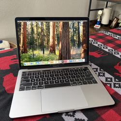 Apple MacBook Pro 13” Touchbar 