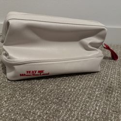 Béis Toiletry Bag