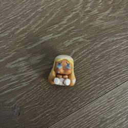 Popmart Pop Bean Crybaby