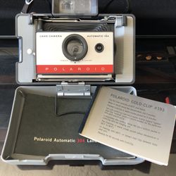 VINTAGE  60’s POLAROID CAMERA