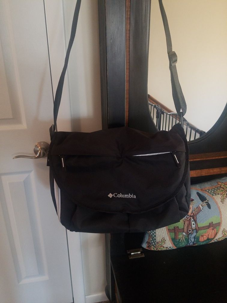 Columbia diaper bag and insulated bottle bag