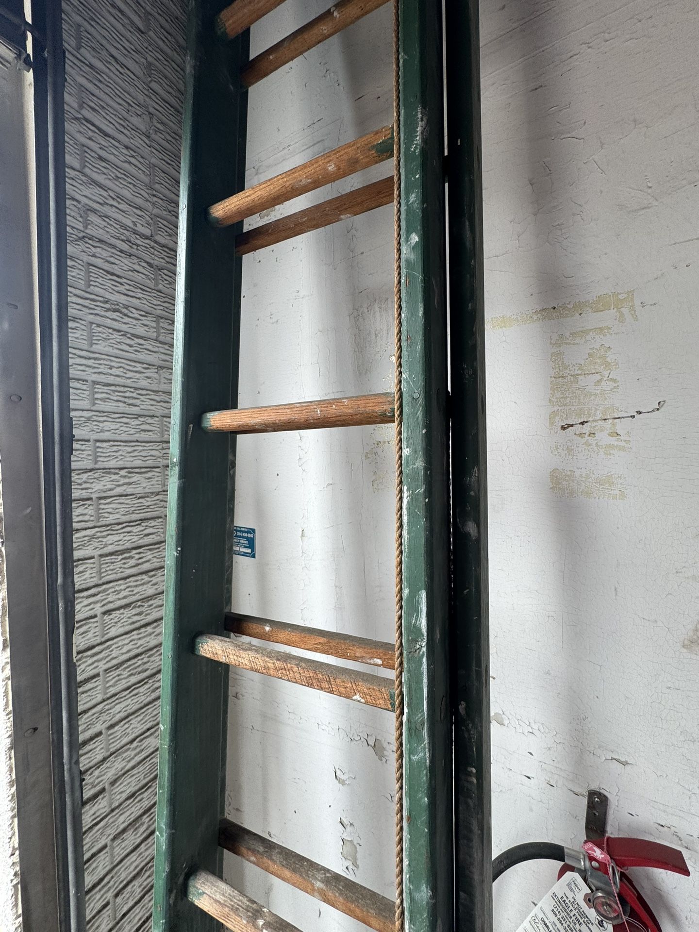 20Ft Antique Decorative Ladder