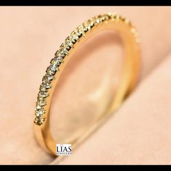 New 18k Yellow Gold Wedding Ring 