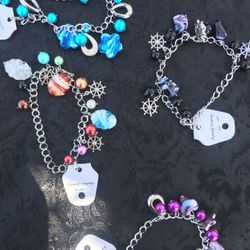 Bracelets  Diferente Stiles   4 For $5