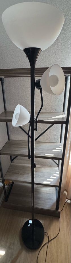 3 bulb lamp