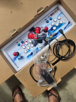 Gaming console