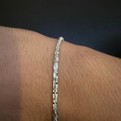 925 Sterling Silver Twisted Rock Bracelet! ✨
