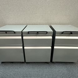 Mobile Pedestals / Storage / Filing Cabinets