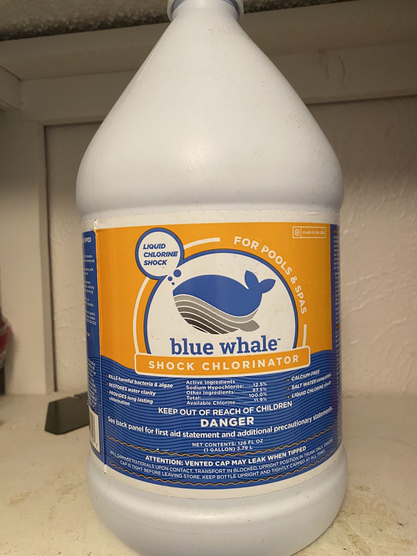 Blue Whale Liquid Shock Chlorinator