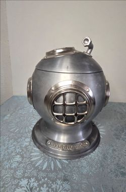 VINTAGE 1970 Pewtertone Diving Helmet Bar Ice Bucket Livorno 1894