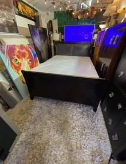 Queen Bed Frame And Mattress
