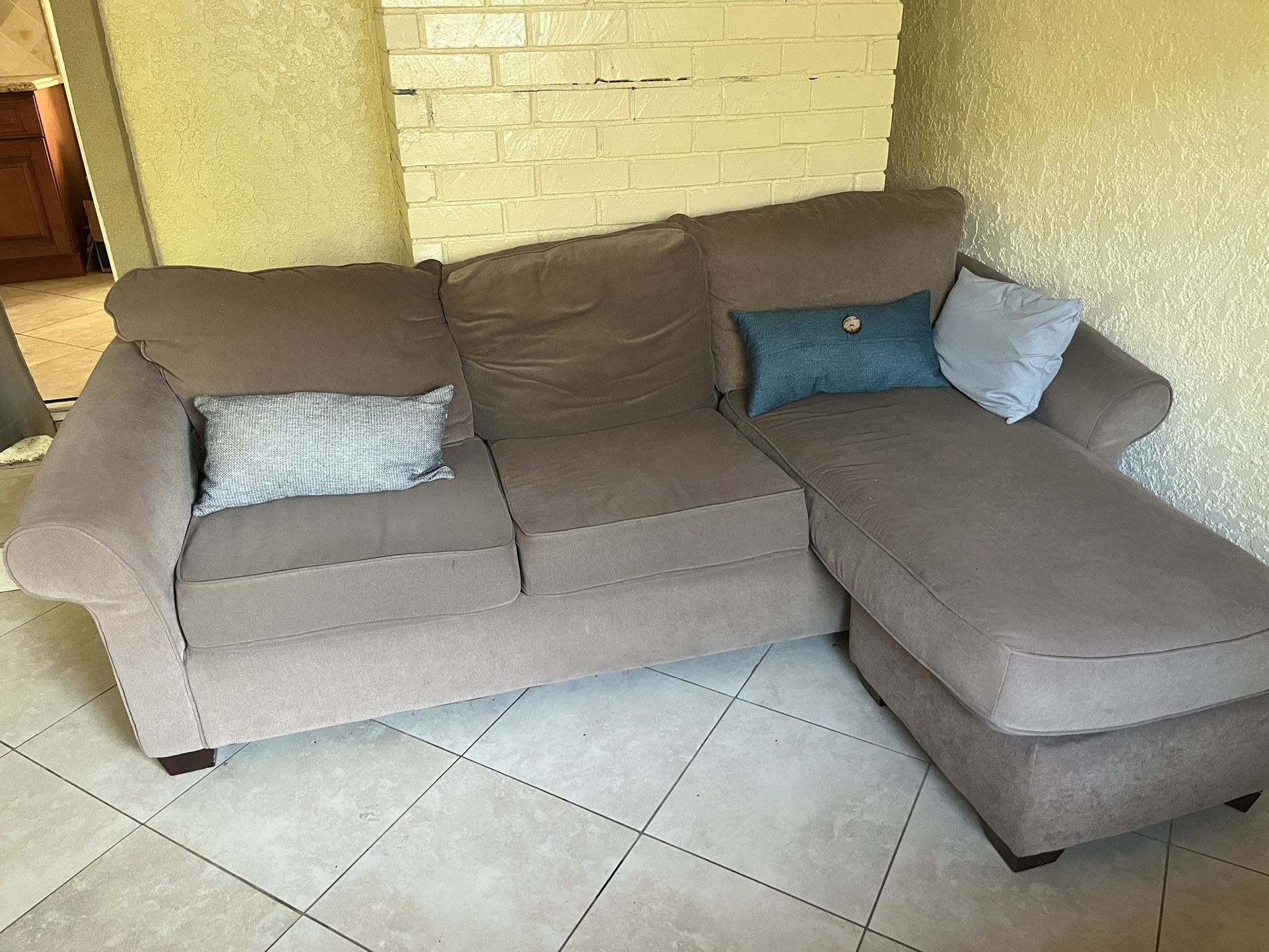 Sofa/Couch