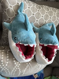 Shark Slippers Kids Size 13/1