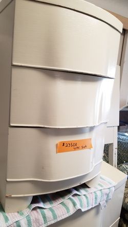 Bedroom 4 piece set.