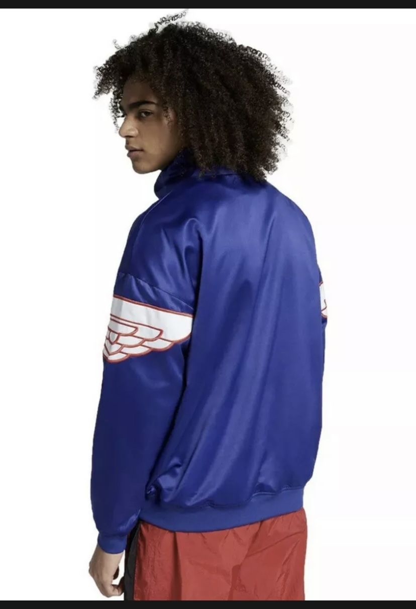 Men Nike Air Jordan Wings Classic Pull Over Royal Blue Jacket
