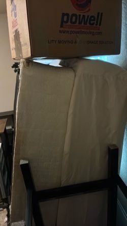 Queen size mattress and box spring