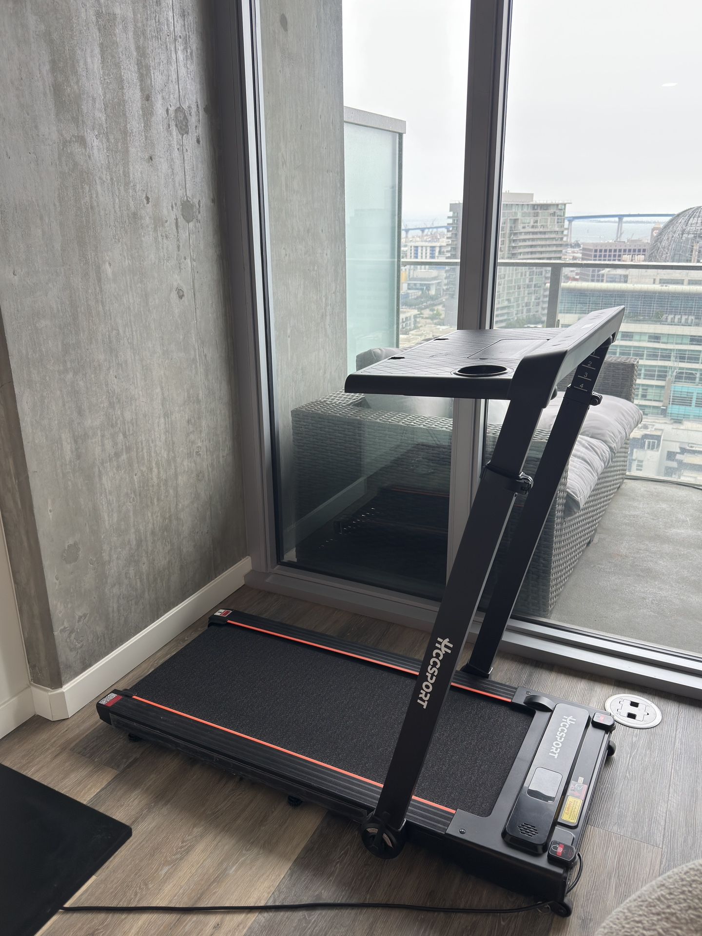 HCCSPORT Treadmill with Incline, 3 in 1 Under Desk Treadmill Walking Pad with Removable Desk Workstation