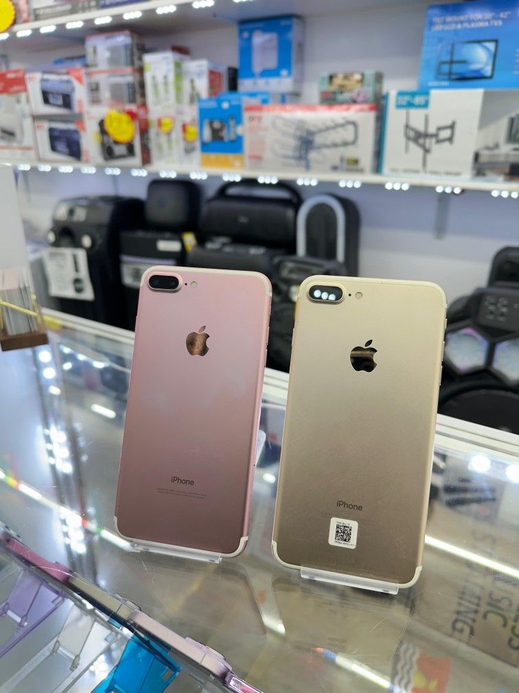 iPhone 7 Plus 256gb Unlocked .