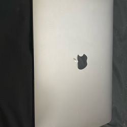 MacBook Air M1 13 ‘ 256GB