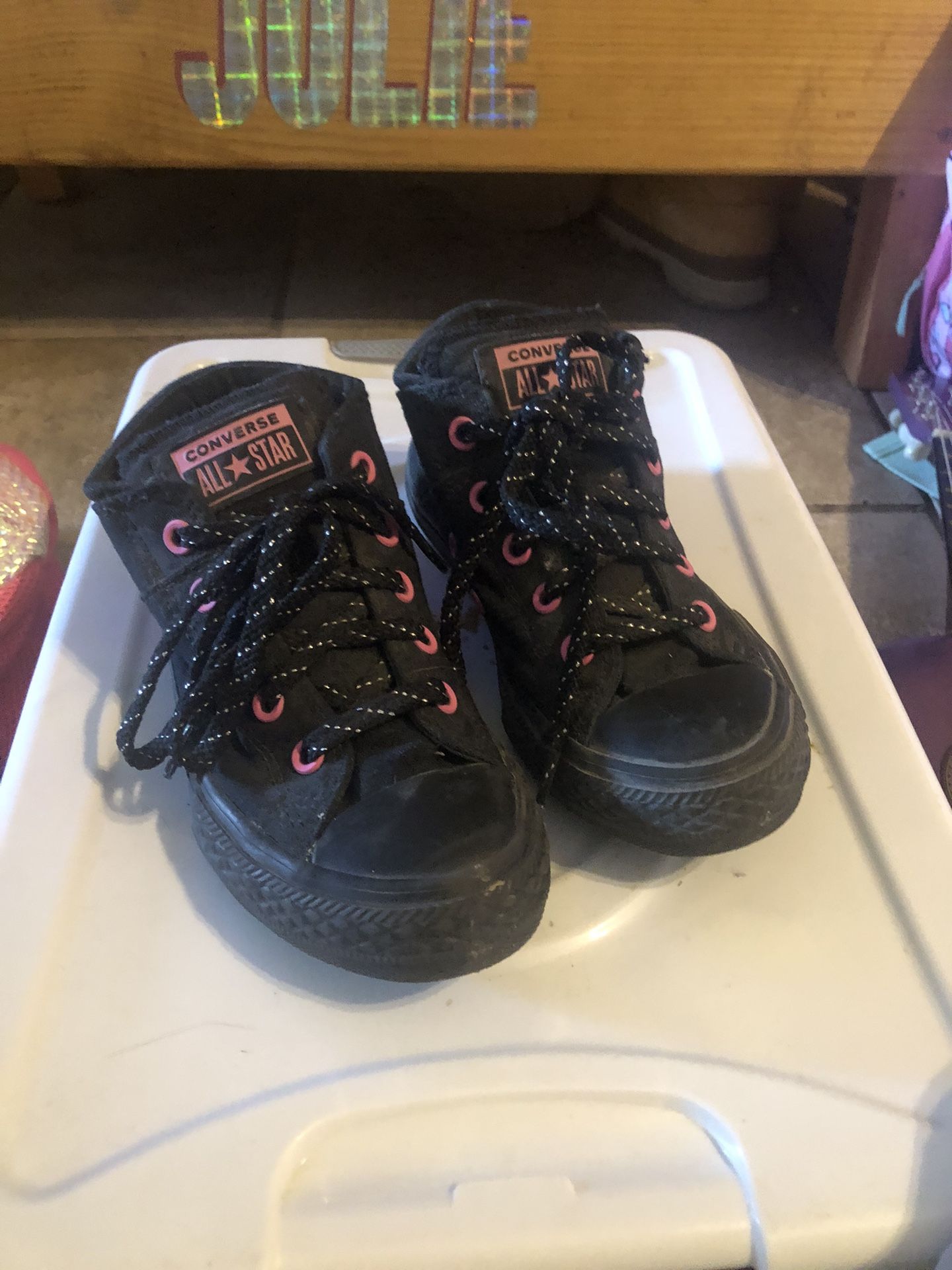 Girls Converse