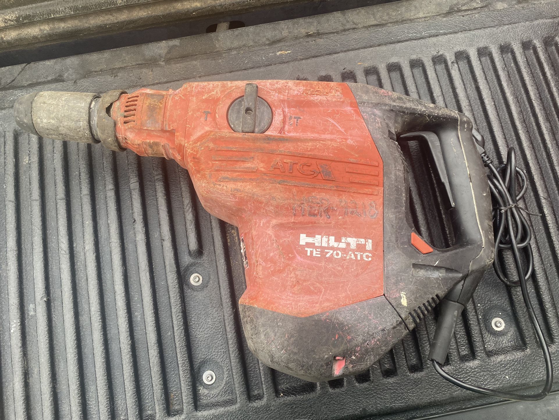 Hilti  TE 70 ATC/AVR Combihammer Performance Package This hilti  product is a TE 70 ATC/AVR performance package. This product has high r