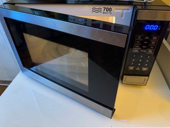 Microwave 700W