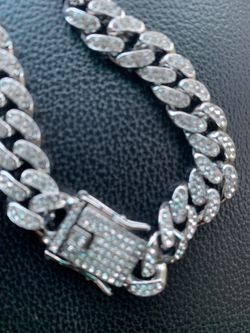 24 Chain Silver