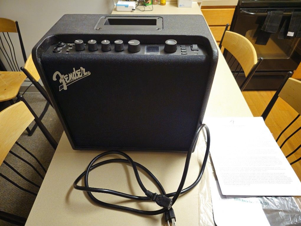 Fender Mustang LT25 25W 1x8 Guitar Combo Amp Black