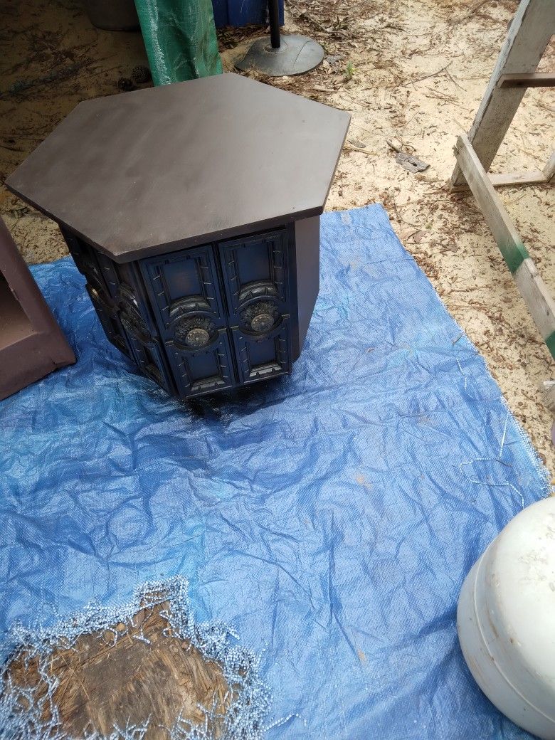 Sidetable
