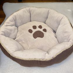 Cat & Dog Medium Comfy Bed!!!