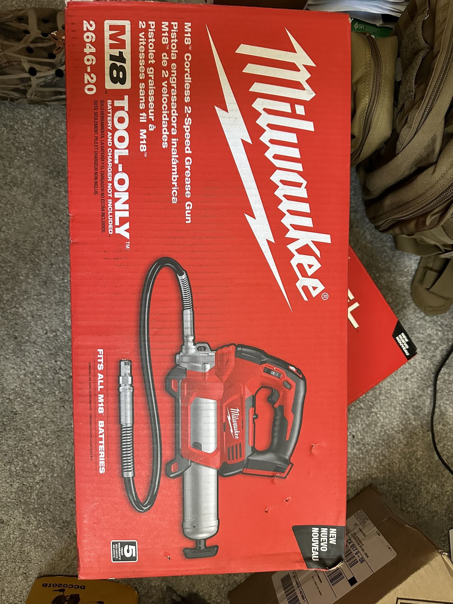Milwaukee M18 18V Lithium-Ion Cordless Grease Gun 2-Speed (Tool-Only)