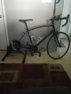 Wahoo Kicker And Specialized Bike