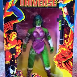 She-Hulk Marvel Universe Figure