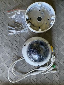 Dahua N45FL7Z 4MP IP Dome Security Camera with Camera Mount