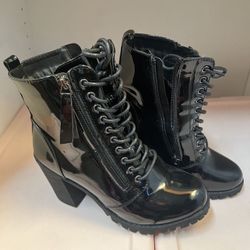 Women’s Boots 