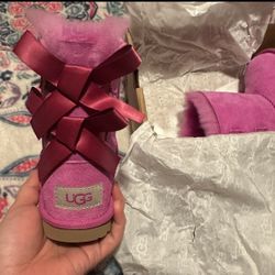 Pink Uggs