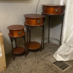 Tres Mesitas De Home intirior  
