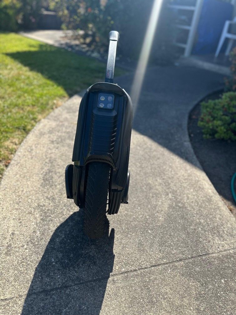 Inmotion V12 Electric Unicycle – Like New – $1400