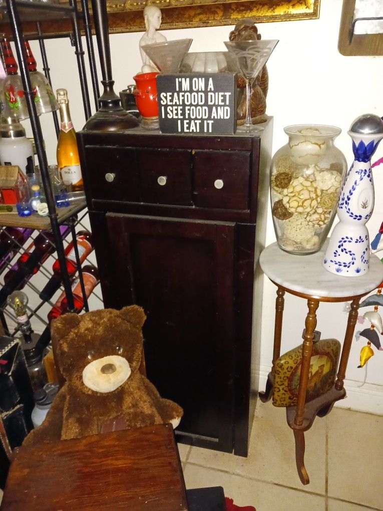 Beautiful Wood Cabinet 3 Sm. Draws Shelf Inside 42inht By 18inwd 20 Firm Look My Post Alot Items