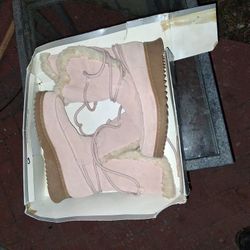 Women Boots Pink