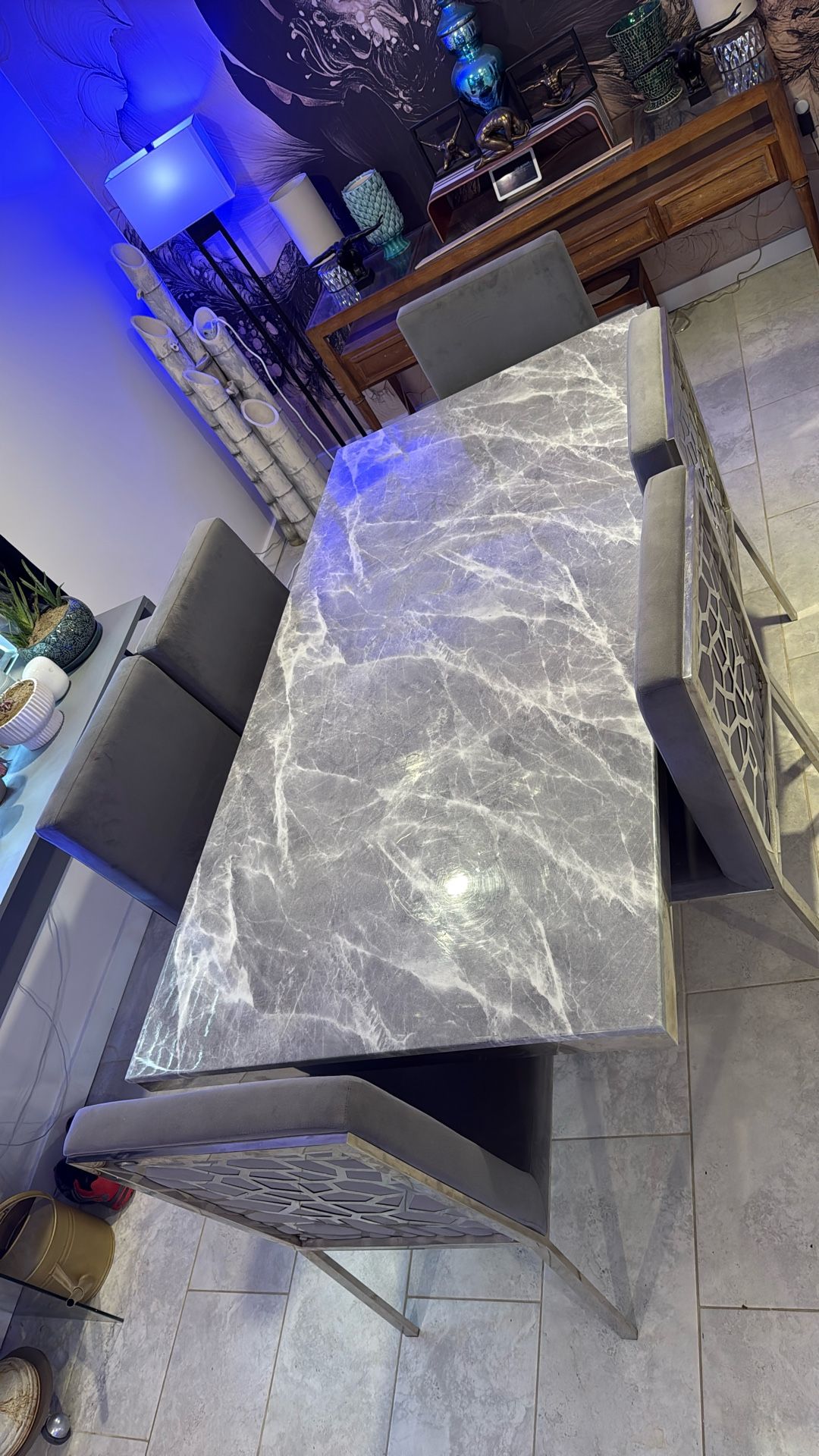 Marbled Dining Room Table Set