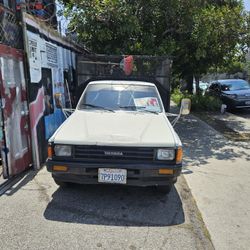 1988 Toyota Pick-Up