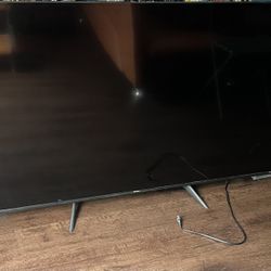Hisense 65 Inch Roku 4KTV - For Parts