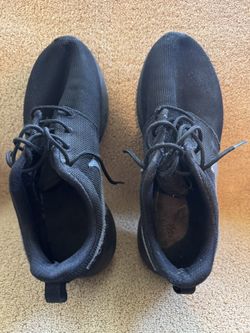 Nike Roshes 6.5Y 