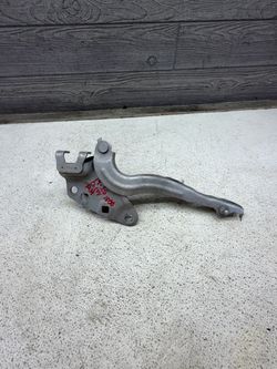 2019-2026 Chevy Silverado 1500 right passenger side hood hinge OEM